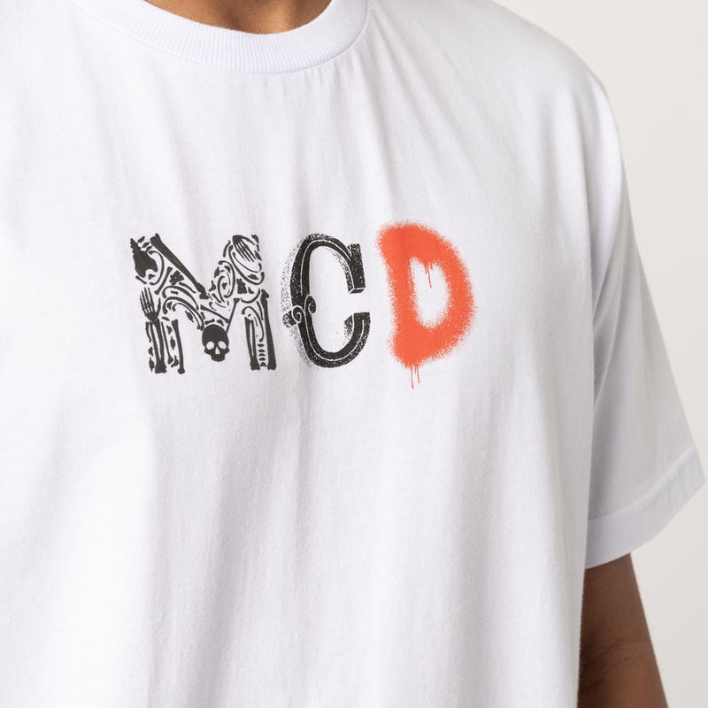 Camiseta Regular MCD Huesos Folklore