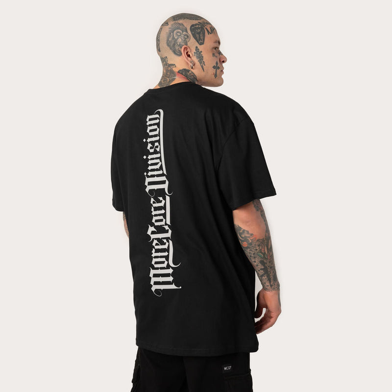 Camiseta Oversized MCD Caveira Caligrafitti