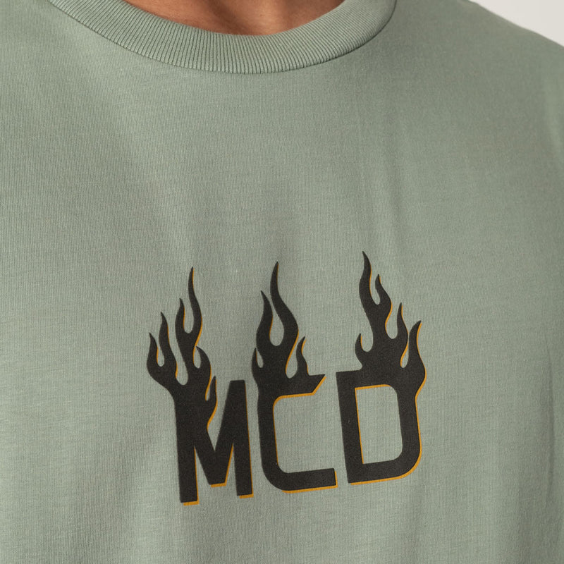 Camiseta Regular MCD Fogo